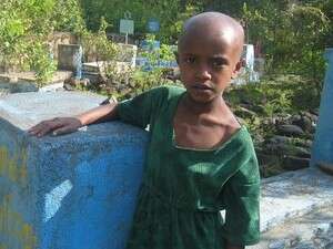 סממנים יהודיים וחוויה מרגשת. ילד מקומי בכפר הפלשמורה סממנים יהודיים וחוויה מרגשת. ילד מקומי בכפר הפלשמורה