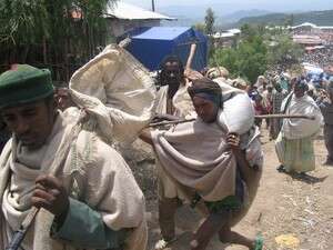 היעד האחרון בטיול. מקומיים בלליבלה היעד האחרון בטיול. מקומיים בלליבלה