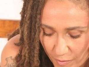 אלונה דניאל אלונה דניאל