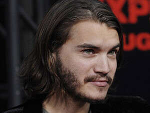 אמיל הירש. אמיל הירש.