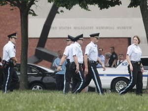 שוטרים בזירת ירי בארה שוטרים בזירת ירי בארה