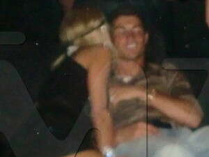 כריסטיאנו רונאלדו עם פאריס הילטון כריסטיאנו רונאלדו עם פאריס הילטון