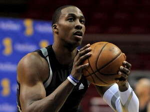 דווייט האוורד באימון. דווייט האוורד באימון.