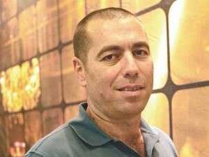 יוסי שוורץ יוסי שוורץ