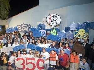 פעילי 350. מה שהספיק לעצור את ציד לווייתנים לא יעזור הפעם פעילי 350. מה שהספיק לעצור את ציד לווייתנים לא יעזור הפעם