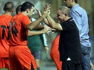 משה ביטון. חוגג את השלישי. משה ביטון. חוגג את השלישי.