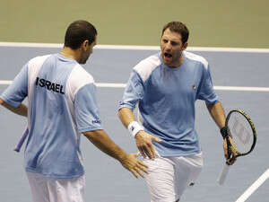 יוני ואנדי במפגש הקודם. יגיעו בסוף? יוני ואנדי במפגש הקודם. יגיעו בסוף?