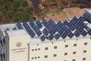 קולטי שמש יהיו אחראים על הסקת הכלא בחורף וחימום המים בכל ימות השנה. למה שלא יפיקו גם את החשמל? קולטי שמש יהיו אחראים על הסקת הכלא בחורף וחימום המים בכל ימות השנה. למה שלא יפיקו גם את החשמל?
