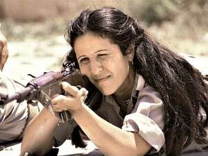 הקרבין בשימוש בקרוס קצינות הקרבין בשימוש בקרוס קצינות