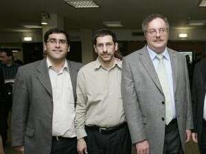 ��-���� �'���