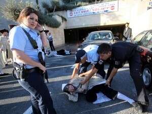 התפרעויות החרדים בחניון קרתא. התפרעויות החרדים בחניון קרתא.