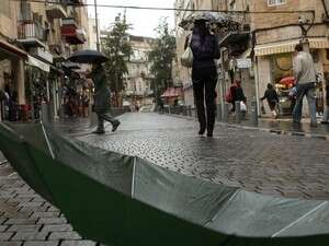 מחכים לעוד גשם מחכים לעוד גשם