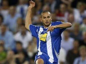 בן סהר בועט. בן סהר בועט.