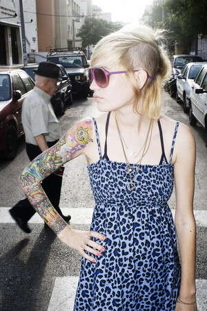 תום מלניק תום מלניק