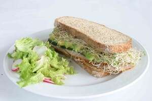 כריך חזה הודו כריך חזה הודו