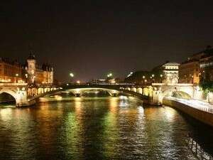 לילה בפריז לילה בפריז