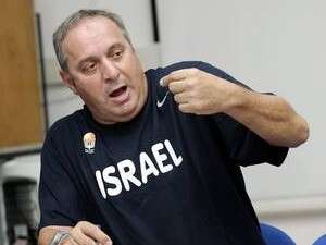 צביקה שרף. צביקה שרף.