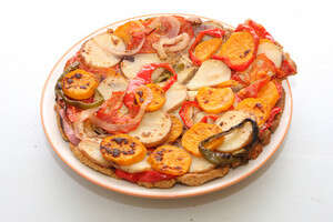 טאטן של ירקות. שואל את שמו מהעוגה הצרפתית ההפוכה טאטן של ירקות. שואל את שמו מהעוגה הצרפתית ההפוכה