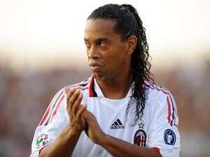 רונאלדיניו מאוכזב, הערב. רונאלדיניו מאוכזב, הערב.