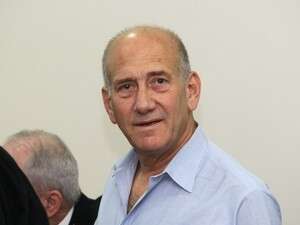 אהוד אולמרט בבית המשפט אהוד אולמרט בבית המשפט