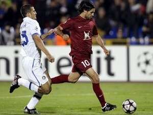 אלחנדרו דומינגס מול וולטר סמואל. אלחנדרו דומינגס מול וולטר סמואל.