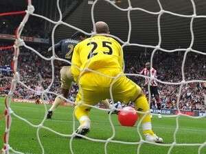 פפה ריינה והבלון האדום פפה ריינה והבלון האדום