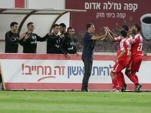 שחקני סכנין מתקרבים לפלייאוף העליון, מי היה מאמין? שחקני סכנין מתקרבים לפלייאוף העליון, מי היה מאמין?