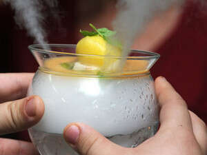 מרק פירות חמצמץ מריר מרק פירות חמצמץ מריר