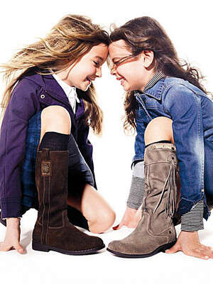 מתאים גם לגיבורי על. ריפליי מתאים גם לגיבורי על. ריפליי