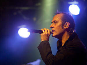 ���� ����