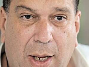 המועמד עמי פיינשטיין. הבטיח לפתות את עשירי יהדות העולם. המועמד עמי פיינשטיין. הבטיח לפתות את עשירי יהדות העולם.