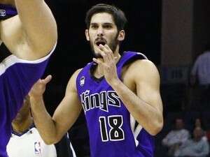 עמרי כספי. שאפו על הלחיצת יד לאיראני עמרי כספי. שאפו על הלחיצת יד לאיראני