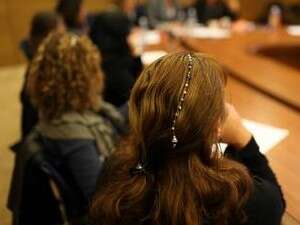 זונה לשעבר שהשתתפה בועדת המשנה למאבק בסחר בנשים זונה לשעבר שהשתתפה בועדת המשנה למאבק בסחר בנשים