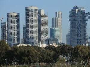 מגדלים רבים סותרים את מדיניותה המוצהרת של עיריית תל אביב מגדלים רבים סותרים את מדיניותה המוצהרת של עיריית תל אביב