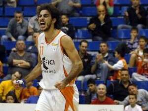 אבי בן שימול. עובר לכרמל אבי בן שימול. עובר לכרמל