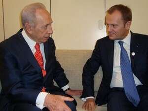 הנשיא פרס וראש ממשלת פולין טוסק בקופנהגן, היום. הנשיא פרס וראש ממשלת פולין טוסק בקופנהגן, היום.