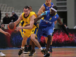 דורון פרקינס הערב מול איגור מילוסביץ' דורון פרקינס הערב מול איגור מילוסביץ'