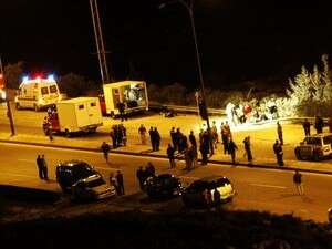 כוחות ההצלה והמשטרה בזירת האירוע סמוך לגשר אלנבי כוחות ההצלה והמשטרה בזירת האירוע סמוך לגשר אלנבי