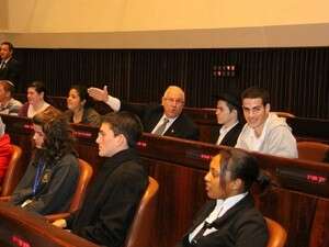 חמש הצעות יועלו בישיבת הממשלה, בני נוער בכנסת חמש הצעות יועלו בישיבת הממשלה, בני נוער בכנסת