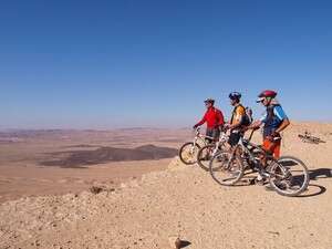 חוצים את הנגב באופניים חוצים את הנגב באופניים