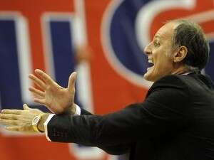 דושקו איבנוביץ'. ניצחון בכורה דושקו איבנוביץ'. ניצחון בכורה