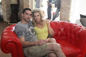 הילה נחשון ויונתן כהן בקמפיין הילה נחשון ויונתן כהן בקמפיין