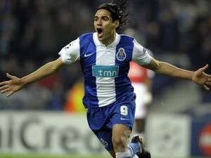 פלקאו. פורח בפורטו, כנראה שלא יישאר שם פלקאו. פורח בפורטו, כנראה שלא יישאר שם