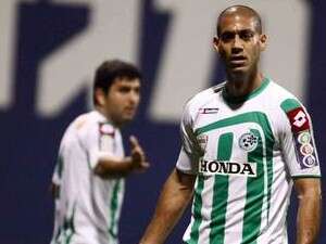 יניב קטן לא מבין. הערב בקופסה יניב קטן לא מבין. הערב בקופסה