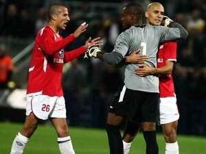 שחקני הפועל ת''א חוגגים ניצחון בדרבי שחקני הפועל ת''א חוגגים ניצחון בדרבי