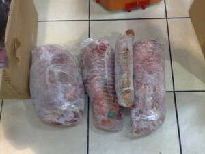 הבשר המקולקל שנתפס באשקלון הבשר המקולקל שנתפס באשקלון