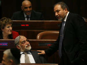 קרא לקדימה לא לברוח, רותם עם ליברמן קרא לקדימה לא לברוח, רותם עם ליברמן