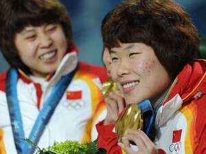 החליקה בלשונה. ז'ו יאן החליקה בלשונה. ז'ו יאן