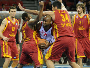 האנטר מתגבר על גלאטסראיי, הערב האנטר מתגבר על גלאטסראיי, הערב