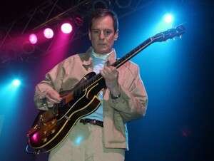 אלכס צ'ילטון אלכס צ'ילטון